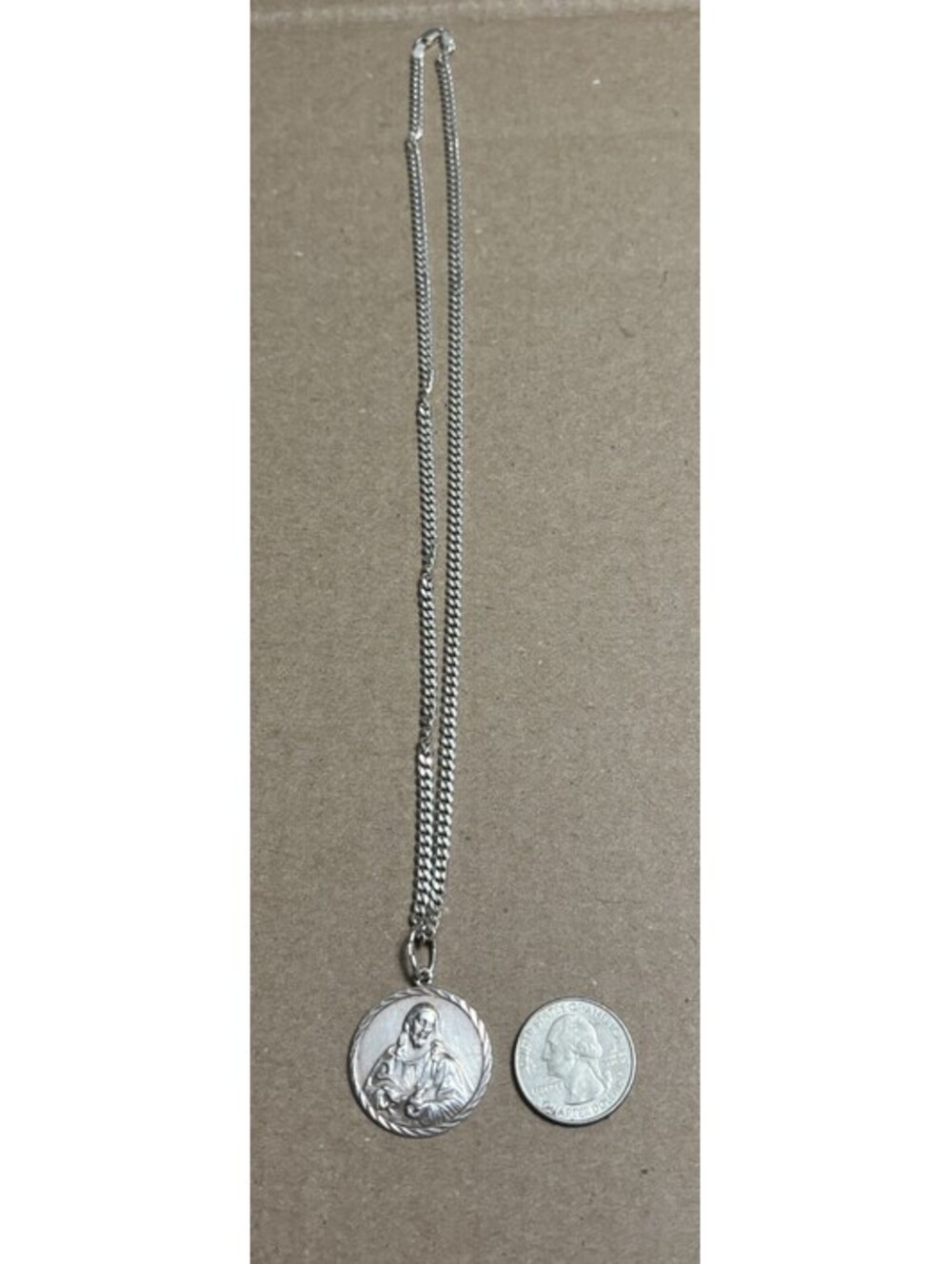 925 Sterling Silver Italy Figaro Chain Jesus Christ Pendant Necklace 24g